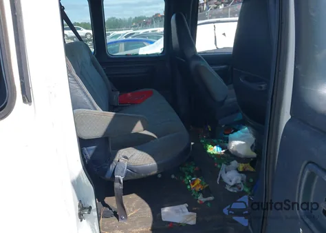 2000 GMC Savana Standard из США, поврежденный, VIN 1GJHG39R3Y1210401